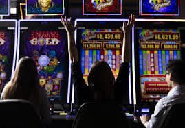 Speed Blackjack interface betting panel and card outcome display
